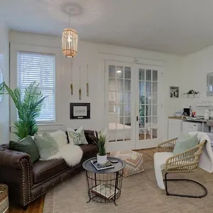 Private Historic Apartment